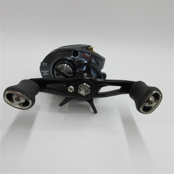 ２１スティーズＡ ＴＷ ＨＬＣ7.１ 右